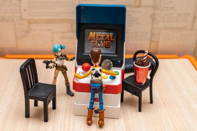 九游娱乐80后记忆觉醒！SNK官方授权迷你游戏机199元含45款游戏可破解